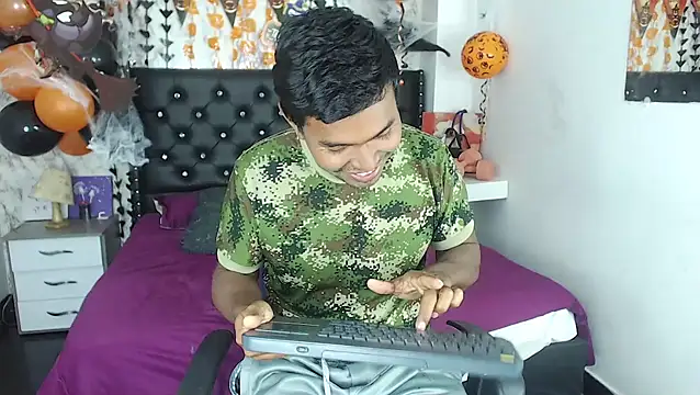 Snapshot of Adam_Morgan2 chatting on 15, 10, 2025 Adam Morgan2 online show from 15, 10, 2025