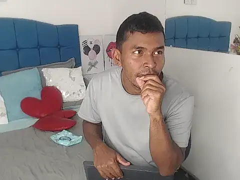 Snapshot of Adam_Morgan2 chatting on 14, 11, 2025 Adam Morgan2 online show from 14, 11, 2025