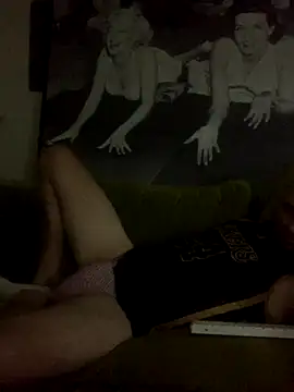 Hothotboyg online show from 9, 9, 2025