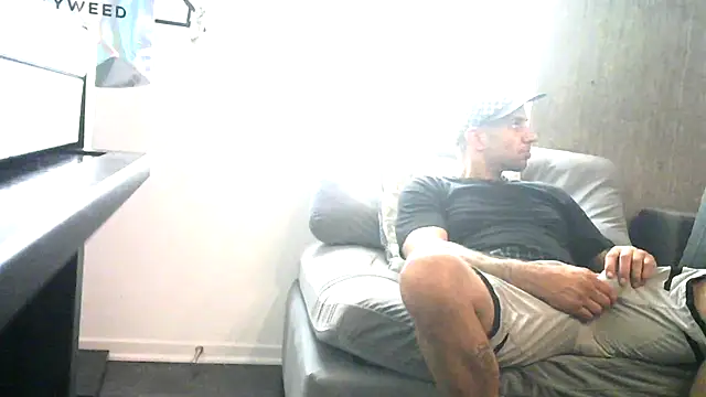 Hothotboyg online show from 13, 7, 2026