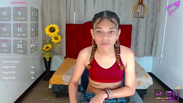 Snapshot of luisa__torres chatting on 30, 11, 2025 luisa torres online show from 30, 11, 2025