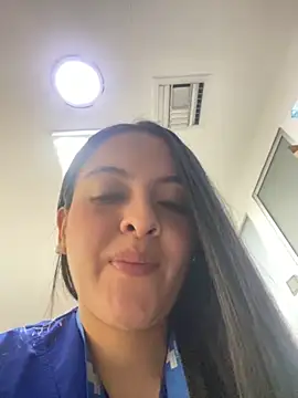 Snapshot of marianm29 chatting on 23, 11, 2025 marianm29 online show from 23, 11, 2025