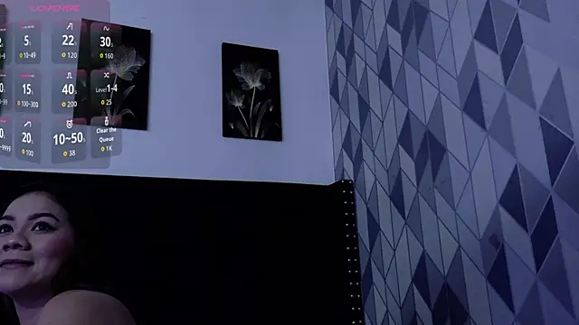 mamaneedsfun online show from 4, 10, 2025