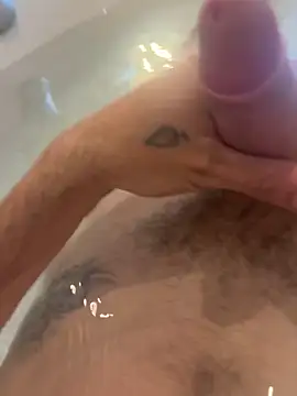 lolo33500 online show from 11, 4, 2026