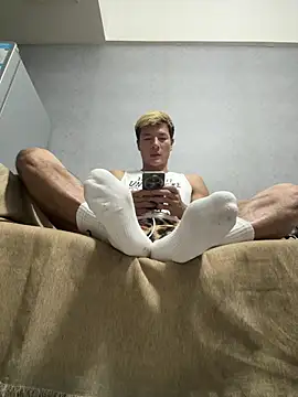 Snapshot of AAASuck chatting on 17, 6, 2026 AAASuck online show from 17, 6, 2026