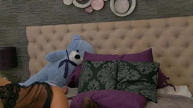 Snapshot of VannyFoxx chatting on 25, 10, 2025 VannyFoxx online show from 25, 10, 2025