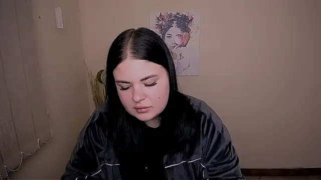 Snapshot of _Trisha_li chatting on 6, 10, 2025 Trisha li online show from 6, 10, 2025