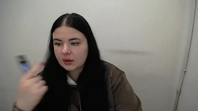 Snapshot of _Trisha_li chatting on 28, 10, 2025 Trisha li online show from 28, 10, 2025