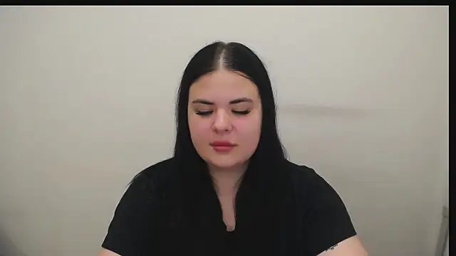 Snapshot of _Trisha_li chatting on 5, 11, 2025 Trisha li online show from 5, 11, 2025