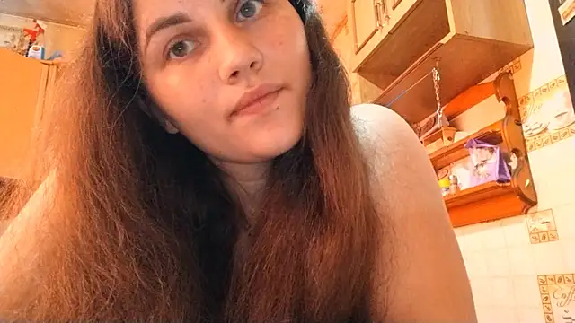 DierdreCousineau online show from 15, 9, 2025