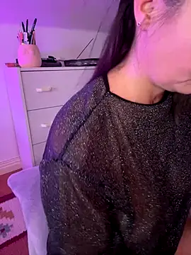 Snapshot of TheNaturalistX chatting on 22, 9, 2025 TheNaturalistX online show from 22, 9, 2025