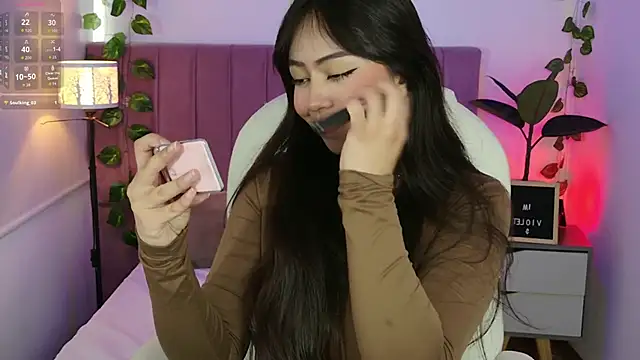 Snapshot of VioletBlacke_ chatting on 15, 10, 2025 VioletBlacke online show from 15, 10, 2025