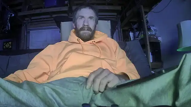 Snapshot of Tiggitytomociti chatting on 6, 2, 2026 Tiggitytomociti online show from 6, 2, 2026