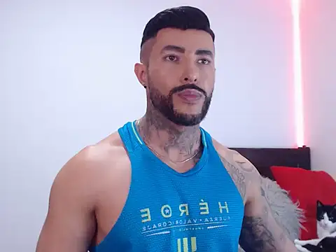 andrea de lucaa online show from 6, 11, 2025