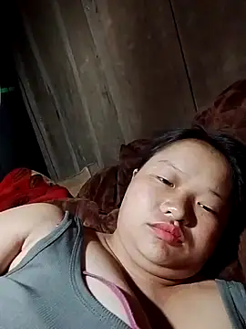 Snapshot of girl-babi chatting on 9, 9, 2025 girl-babi online show from 9, 9, 2025