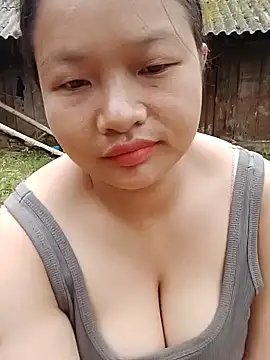 Snapshot of girl-babi chatting on 13, 9, 2025 girl-babi online show from 13, 9, 2025