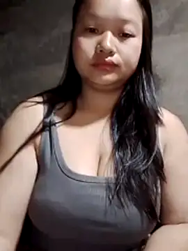 Snapshot of girl-babi chatting on 14, 12, 2025 girl-babi online show from 14, 12, 2025