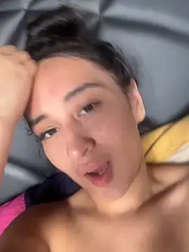 Snapshot of RAKEL37 chatting on 9, 11, 2025 RAKEL37 online show from 9, 11, 2025