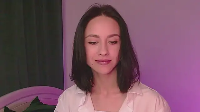 Snapshot of MiaSweetasHoney chatting on 18, 9, 2025 MiaSweetasHoney online show from 18, 9, 2025