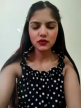 Snapshot of sexy_lips99 chatting on 16, 12, 2025 sexy lips99 online show from 16, 12, 2025