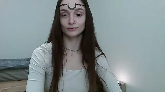   Leyla   online show from 29, 11, 2025