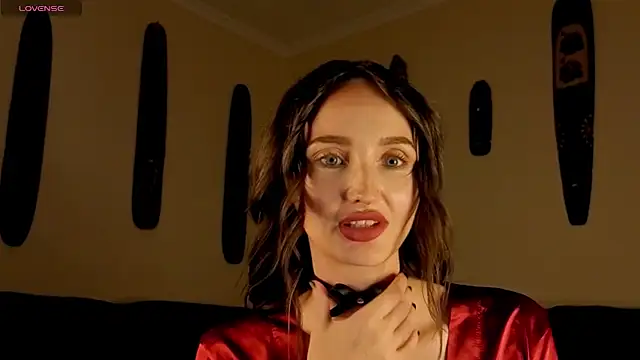 Snapshot of xSweetMissx chatting on 9, 9, 2025 xSweetMissx online show from 9, 9, 2025