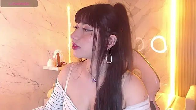 Snapshot of Sophia_tf chatting on 16, 9, 2025 Sophia tf online show from 16, 9, 2025