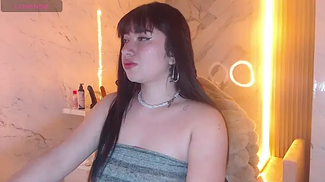 Snapshot of Sophia_tf chatting on 26, 9, 2025 Sophia tf online show from 26, 9, 2025