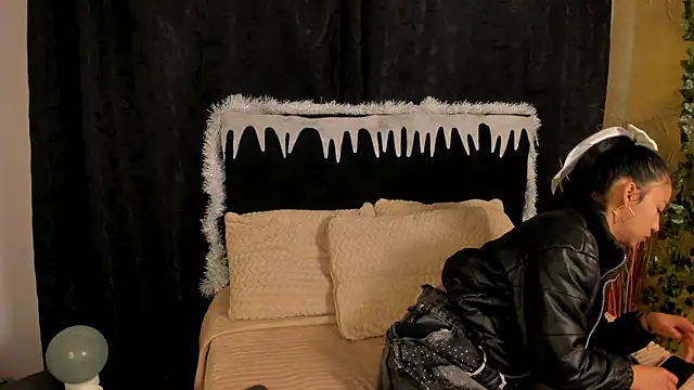 Tiffany Nm online show from 4, 12, 2025