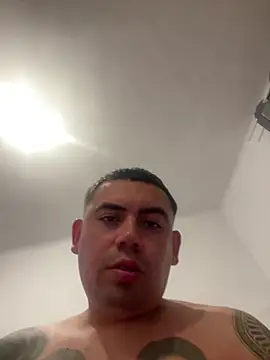 Snapshot of davidxxx099 chatting on 4, 6, 2026 davidxxx099 online show from 4, 6, 2026
