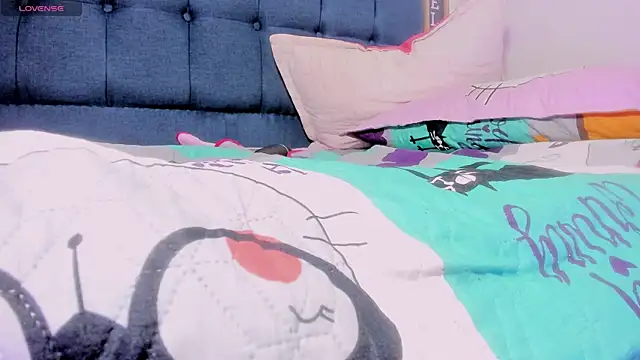 Snapshot of Hanna_wish chatting on 3, 12, 2025 Hanna wish online show from 3, 12, 2025