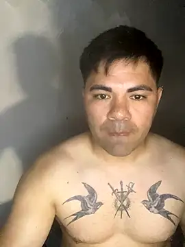 Snapshot of A-dvd-96 chatting on 20, 11, 2025 A-dvd-96 online show from 20, 11, 2025