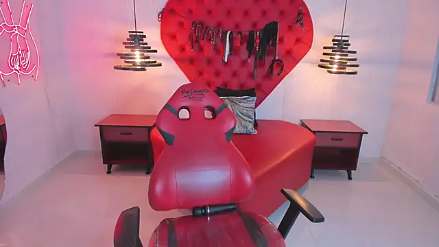 Snapshot of Miiaa_Foxyy_ chatting on 16, 9, 2025 Miiaa Foxyy online show from 16, 9, 2025
