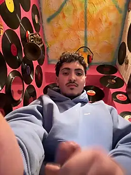 Snapshot of amo660 chatting on 8, 3, 2026 amo660 online show from 8, 3, 2026