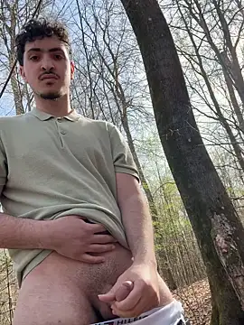 Snapshot of amo660 chatting on 6, 4, 2026 amo660 online show from 6, 4, 2026