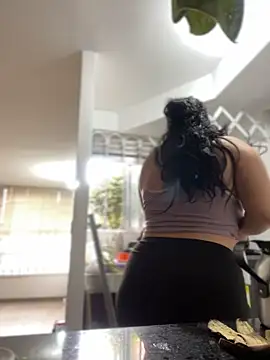 Snapshot of Tokio_Sakura chatting on 13, 11, 2025 Tokio Sakura online show from 13, 11, 2025