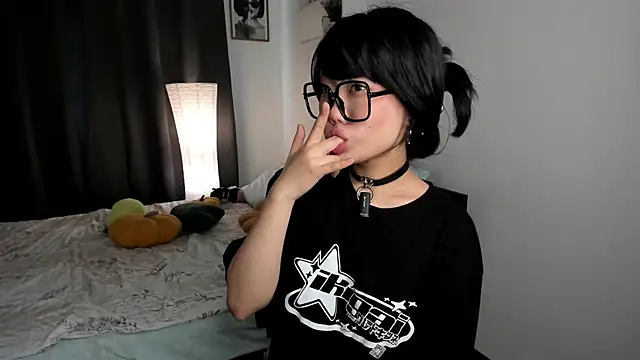 Snapshot of _molly_molly_molly_ chatting on 4, 10, 2025 molly molly molly online show from 4, 10, 2025