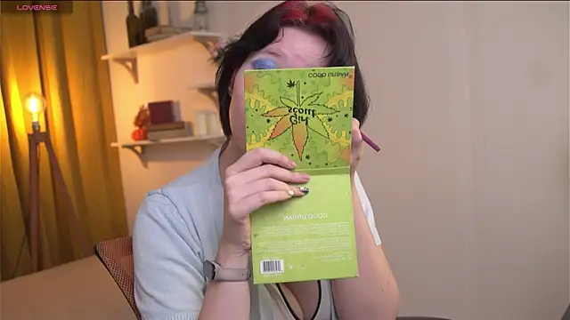 Snapshot of bluebeell chatting on 27, 11, 2025 bluebeell online show from 27, 11, 2025