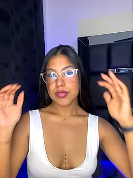 Snapshot of Kendra_C chatting on 19, 10, 2025 Kendra C online show from 19, 10, 2025