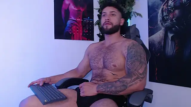 Snapshot of massimofiore_ chatting on 26, 7, 2026 massimofiore online show from 26, 7, 2026