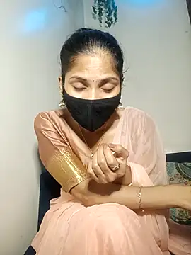 TheSassyGirl7 online show from 8, 9, 2025