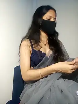 TheSassyGirl7 online show from 5, 11, 2025