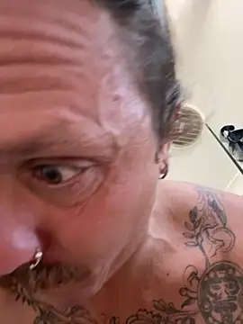 Snapshot of T-Boneman chatting on 10, 11, 2025 T-Boneman online show from 10, 11, 2025