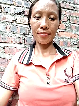 Snapshot of Lisa_pusy chatting on 2, 10, 2025 Lisa pusy online show from 2, 10, 2025