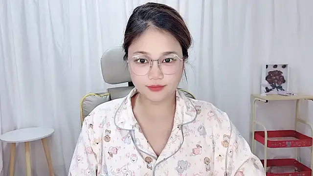 Snapshot of Dec-7758 chatting on 14, 12, 2025 Dec-7758 online show from 14, 12, 2025