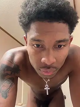 Snapshot of Lillie33366 chatting on 17, 12, 2025 Lillie33366 online show from 17, 12, 2025