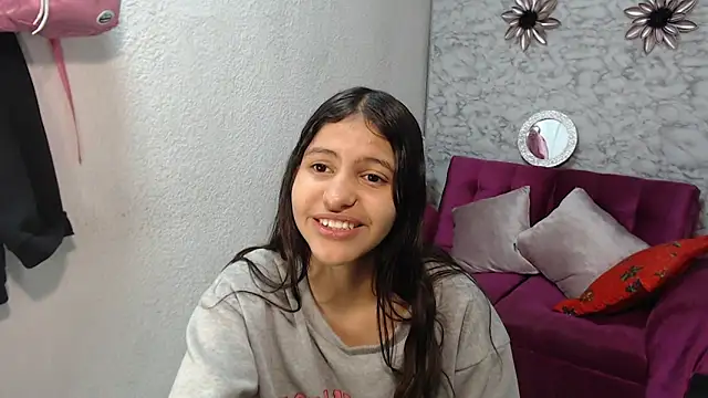 Evagirl69 online show from 5, 12, 2025