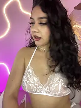 Snapshot of Zoe_Serrat chatting on 16, 9, 2025 Zoe Serrat online show from 16, 9, 2025