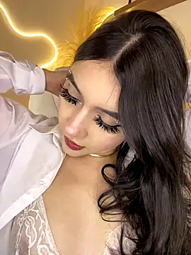 Snapshot of Zoe_Serrat chatting on 15, 12, 2025 Zoe Serrat online show from 15, 12, 2025