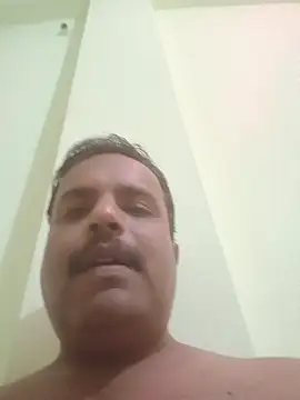 Snapshot of vardh033 chatting on 28, 9, 2025 vardh033 online show from 28, 9, 2025